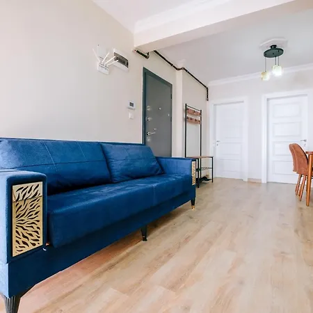 דירה Cozy Flat With Balcony In בורסה